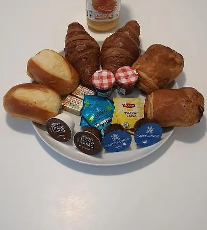 White - Les Delices *