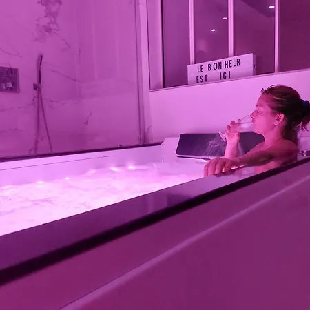 White - Les Delices דירה