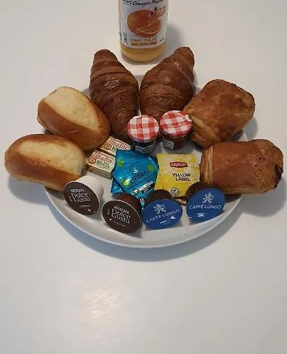 White - Les Delices *